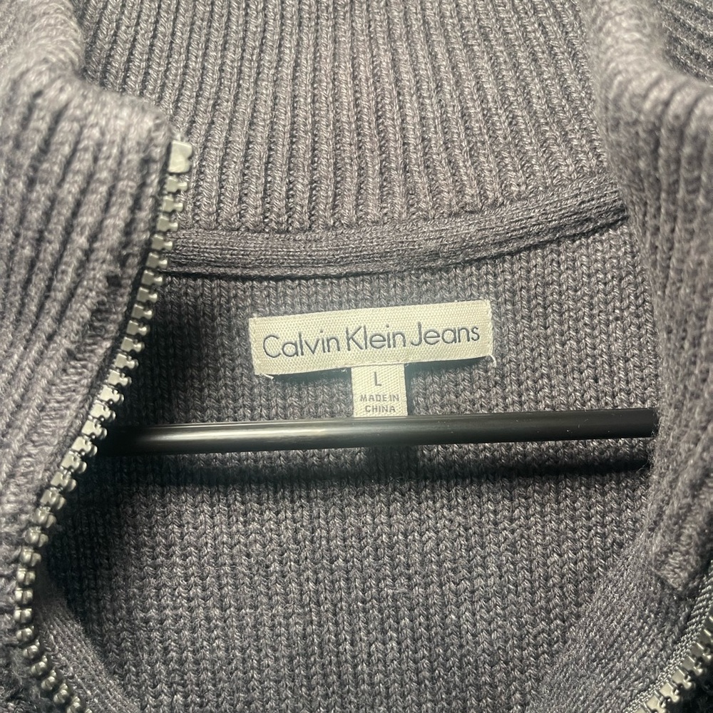 Calvin Klein Jeans Sweater Size Large - Picture 3 of 4